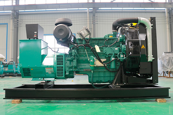 صورة 4 من سلسلة Volvo Penta